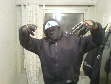                    dédicass a un negros du koin lool